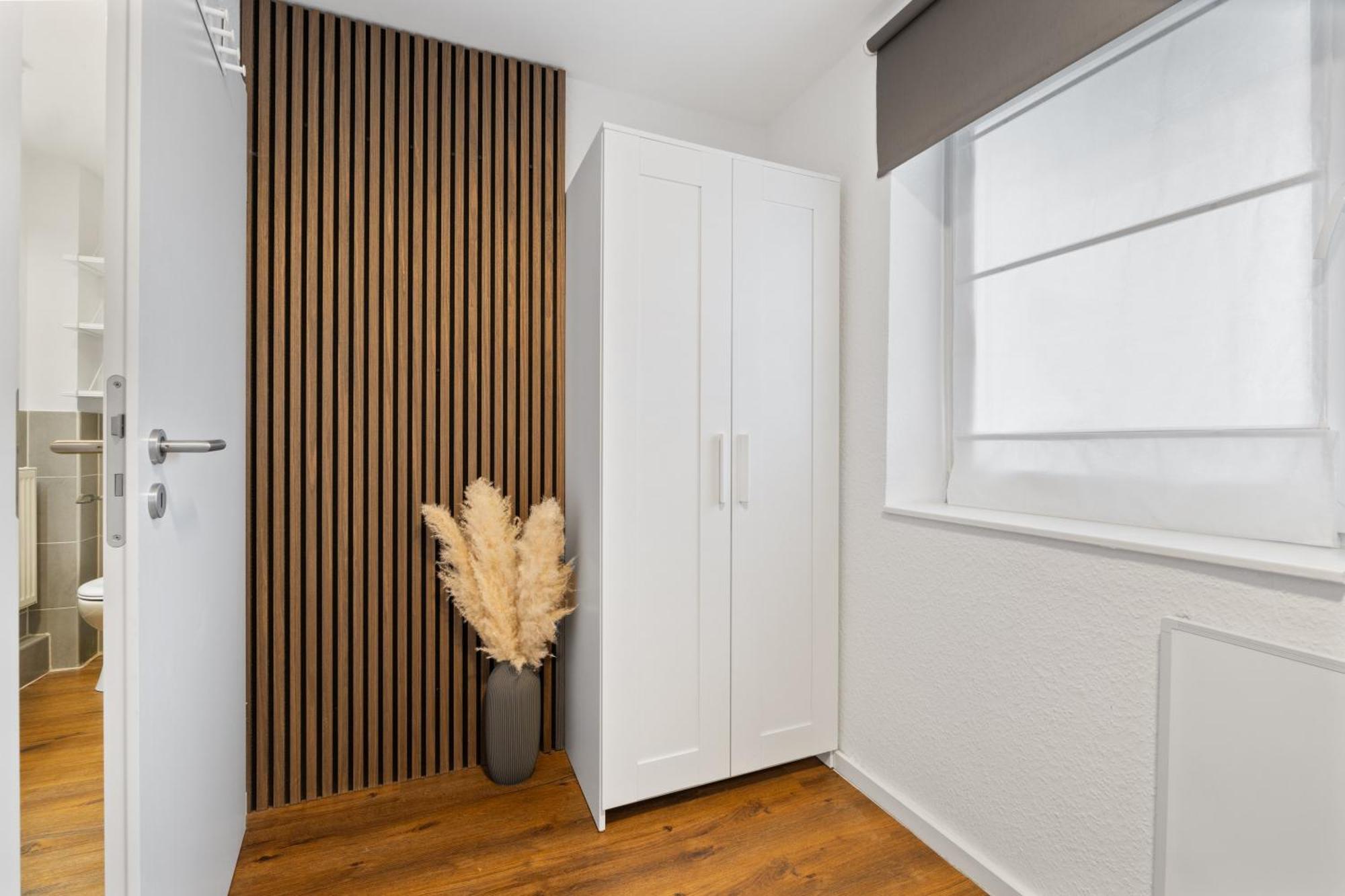 Modernes Apartement Am Rhein In Ruhiger Lage Кельн Екстер'єр фото
