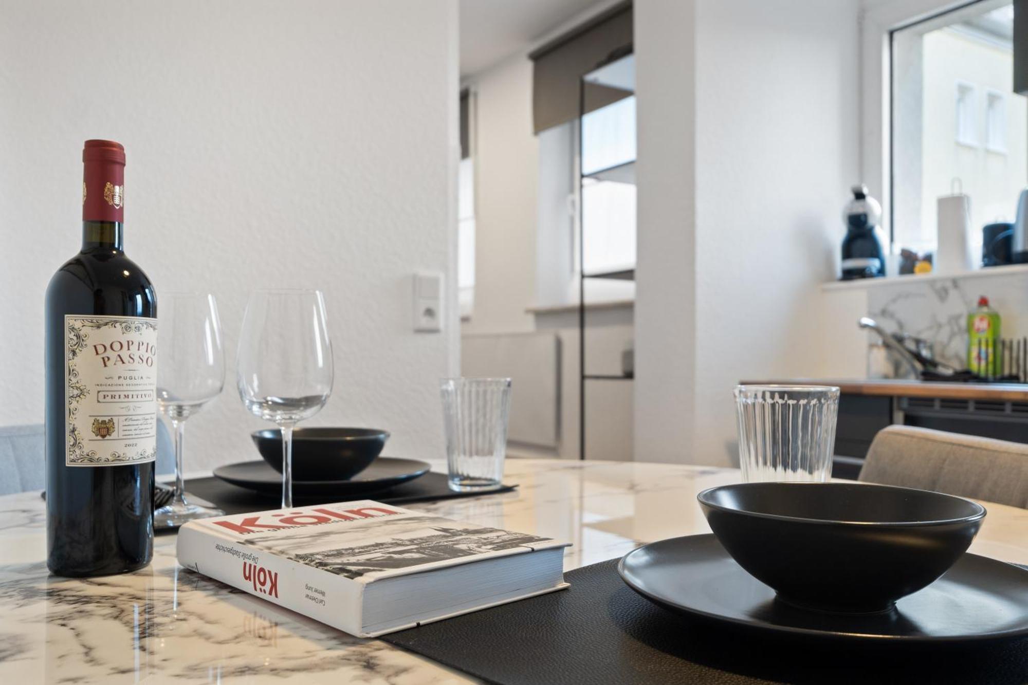 Modernes Apartement Am Rhein In Ruhiger Lage Кельн Екстер'єр фото